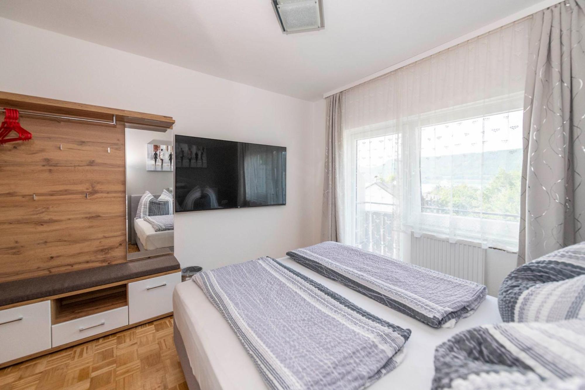 Gaestehaus Genf Velden am Wörthersee Δωμάτιο φωτογραφία