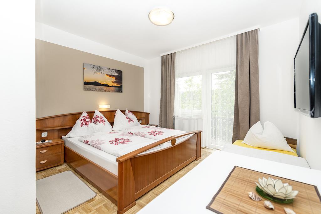 Gaestehaus Genf Velden am Wörthersee Δωμάτιο φωτογραφία